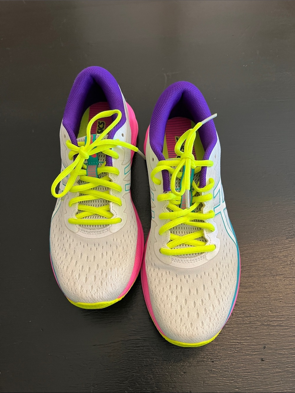 Asics women Running Sneakers Sz 10